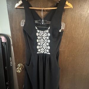 O'Neill Black Sleeveless Midi Dress with White Embroidered Front Panel
